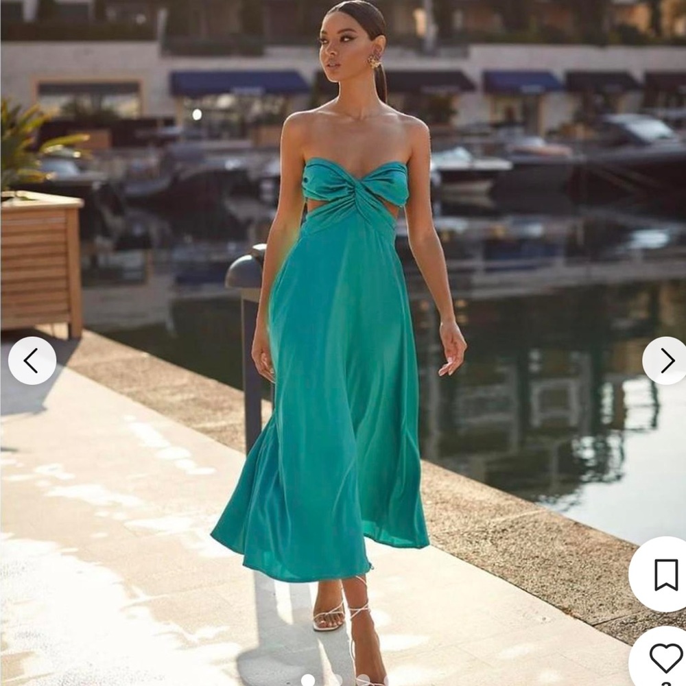 Alamour the Label Karmira Dress